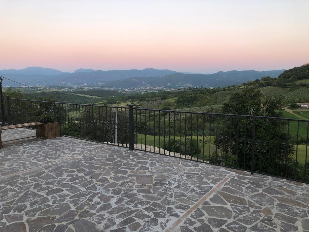 Casa Vacanze Vecchio Frantoio Residenza Moraiolo Spoleto Exterior foto